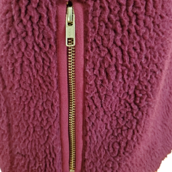 J Crew Factory Mercantile Fleece Vest  Burgundy Size XS - Picture 3 of 5